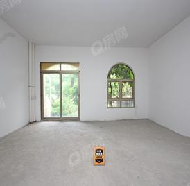 中信凯旋公馆 5室2厅210m²满五年
