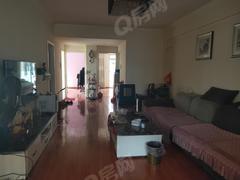 香江世纪名城 4室2厅134.43m²精装修