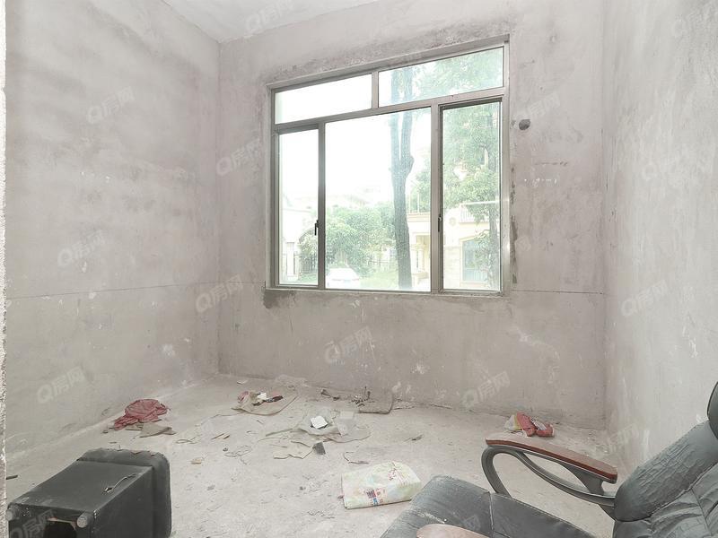 中山锦绣阳光十期锦绣名居卧室照片_锦绣阳光十期锦绣名居 别墅！全新别墅，看上可谈！