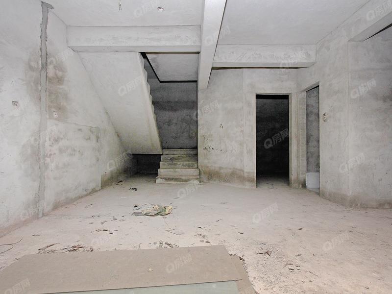 中山汇翠山庄亲泽园餐厅照片_汇翠山庄亲泽园 临近珠海，成熟小区，周边配套齐全，业主诚心出售