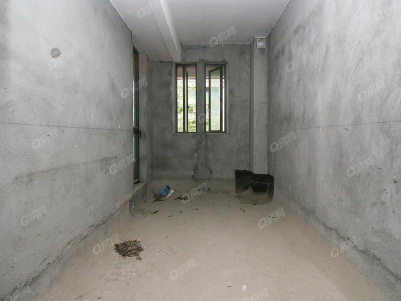 中山海伦印象厨房照片_海伦印象 购房佣金5000叠墅2楼毛坯朝南6房看房方便可谈价