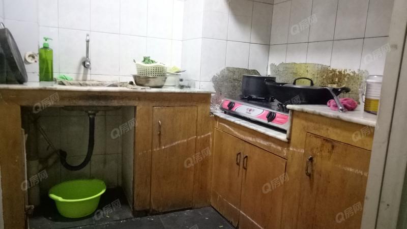中山华丰花园10区厨房照片_华丰花园10区 2室2厅80m²普通装修