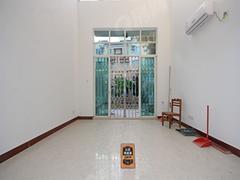 星晨花园七期 3室2厅125m²精装修