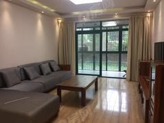 金王府小区 3室2厅104.52m²精装修