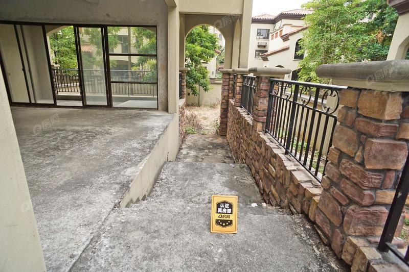 中山东城艺墅其他照片_东城艺墅 全新别墅！别墅！全新别墅毛坯，红本在手！