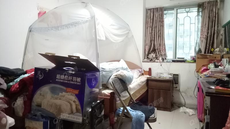 中山华丰花园10区卧室照片_华丰花园10区 2室2厅80m²普通装修