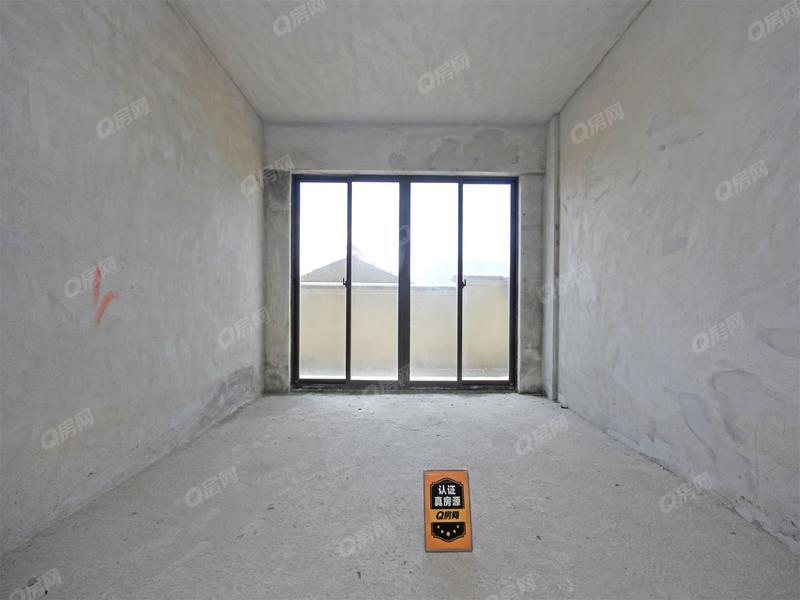 中山东城艺墅卧室照片_东城艺墅 4室2厅235m²毛坯