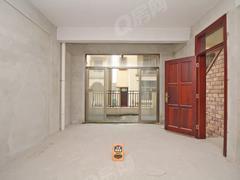龙基雅墅 小区环境好,入住率高,生活设施齐全