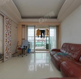 嘉景名苑 3室2厅81.87m²满五年