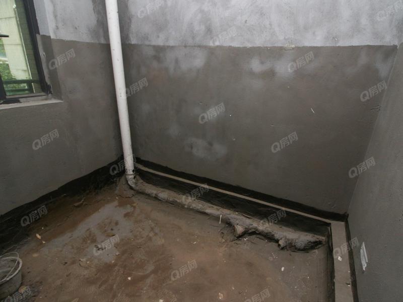 中山海伦印象卫生间照片_海伦印象 购房佣金5000叠墅2楼毛坯朝南6房看房方便可谈价