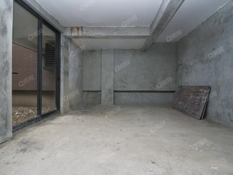 中山海伦印象客厅照片_海伦印象 购房佣金5000叠墅2楼毛坯朝南6房看房方便可谈价