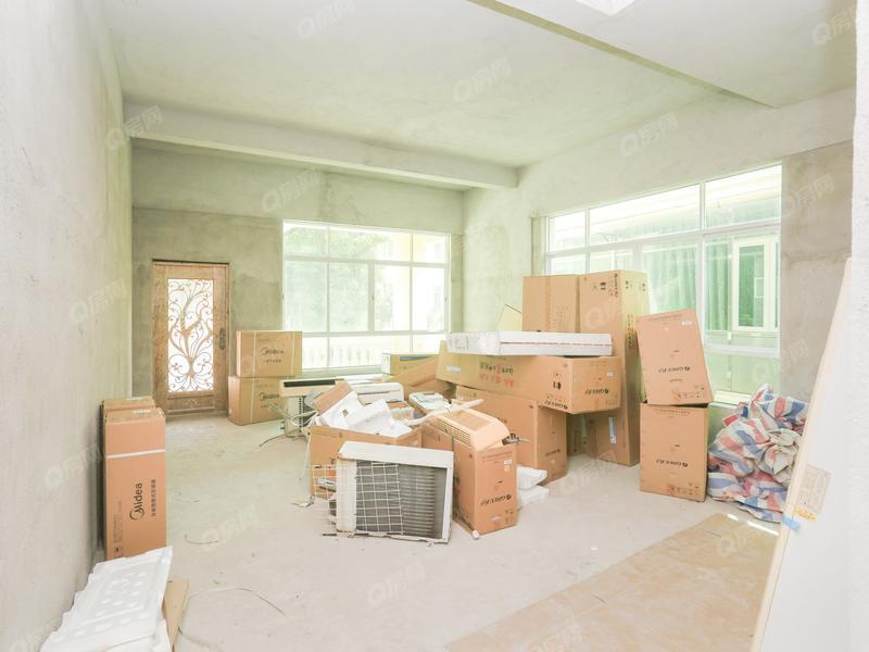 中山碧秀花园照片_碧秀花园 4室2厅250m²毛坯