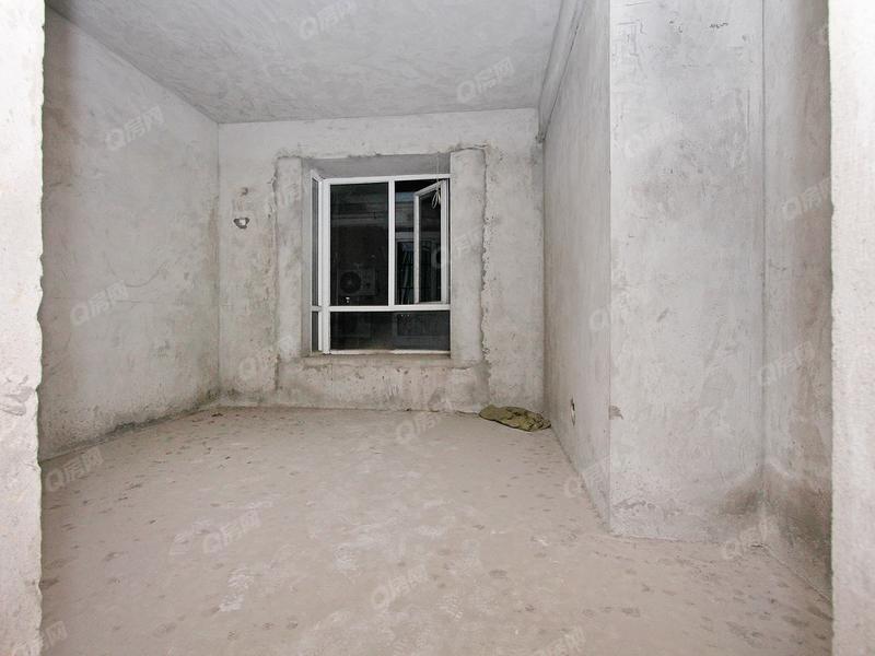 中山汇翠山庄亲泽园卧室照片_汇翠山庄亲泽园 临近珠海，成熟小区，周边配套齐全，业主诚心出售