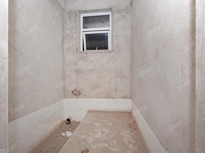 中山汇翠山庄亲泽园卫生间照片_汇翠山庄亲泽园 临近珠海，成熟小区，周边配套齐全，业主诚心出售