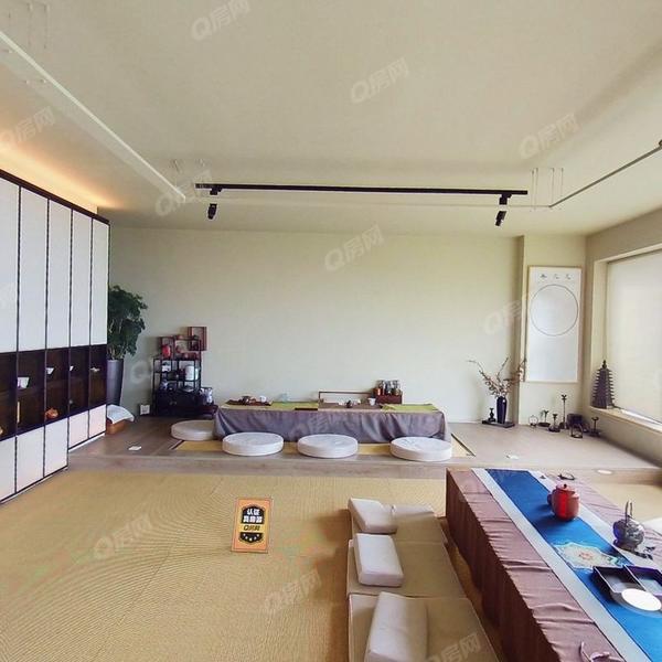 金域蓝湾一期 5室2厅218m²整租