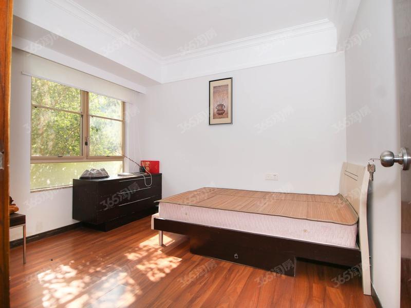 中山凯茵新城瑞士园琉森别墅卧室照片_凯茵新城瑞士园琉森别墅 3室2厅147m²整租