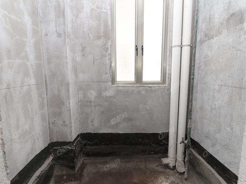 中山锦绣阳光十期锦绣名居卫生间照片_锦绣阳光十期锦绣名居 别墅！全新别墅，看上可谈！