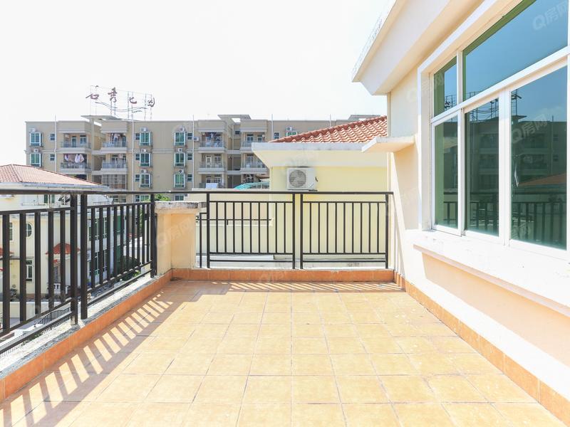 中山碧秀花园阳台照片_碧秀花园 4室2厅250m²毛坯