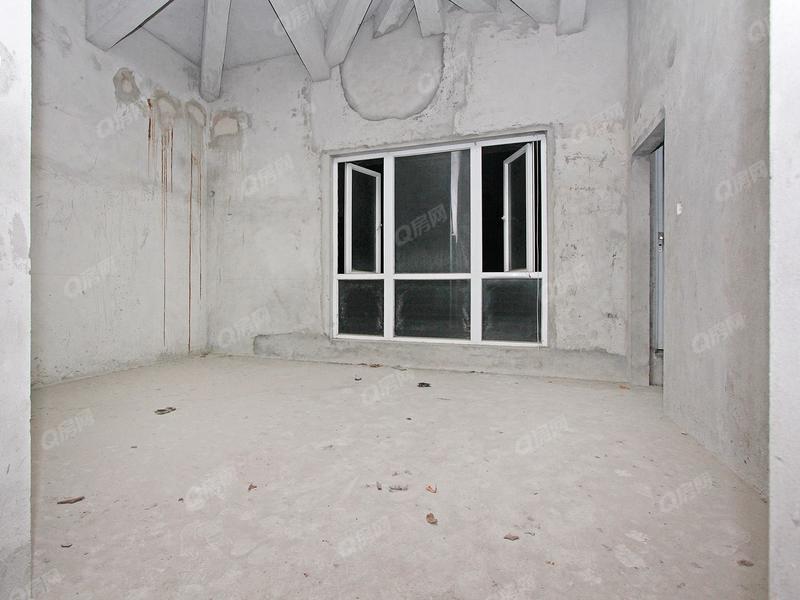 中山汇翠山庄亲泽园卧室照片_汇翠山庄亲泽园 临近珠海，成熟小区，周边配套齐全，业主诚心出售