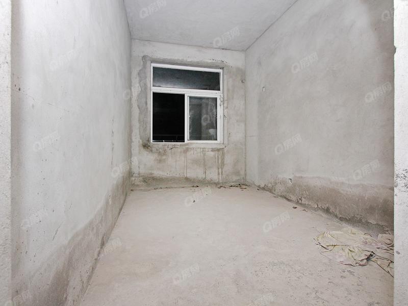 中山汇翠山庄亲泽园卧室照片_汇翠山庄亲泽园 临近珠海，成熟小区，周边配套齐全，业主诚心出售