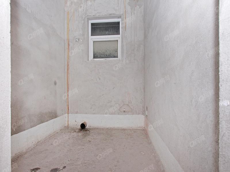 中山汇翠山庄亲泽园卫生间照片_汇翠山庄亲泽园 临近珠海，成熟小区，周边配套齐全，业主诚心出售